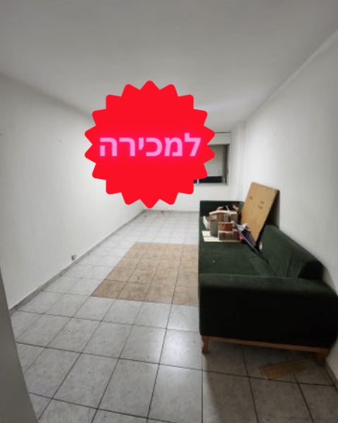 דירה בחיפה במיקום מעולה - למכירה